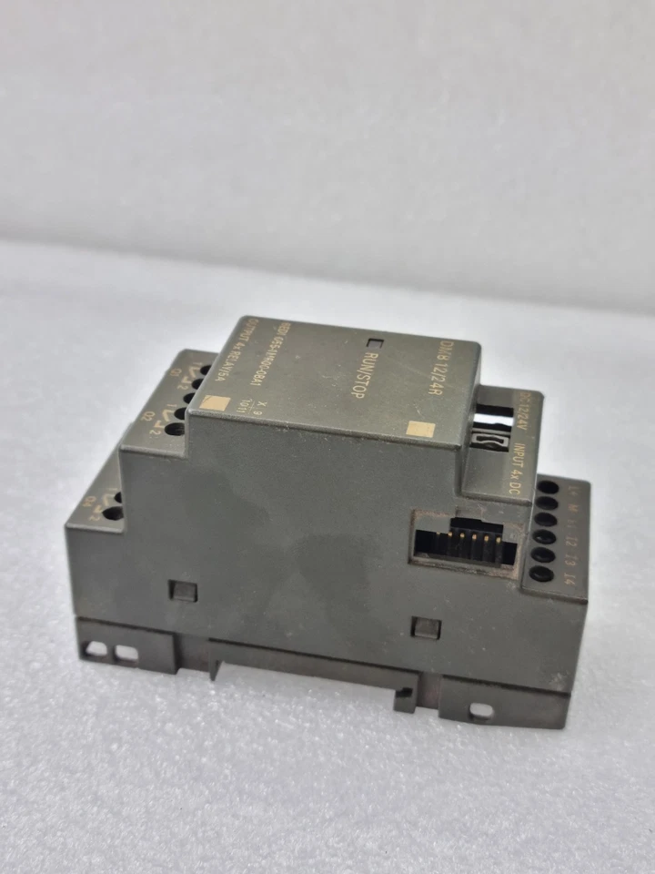 SIEMENS 6ED1055-1MB00-0BA1 DM8 12/24R EXPANSION MODULE 12/24V DC